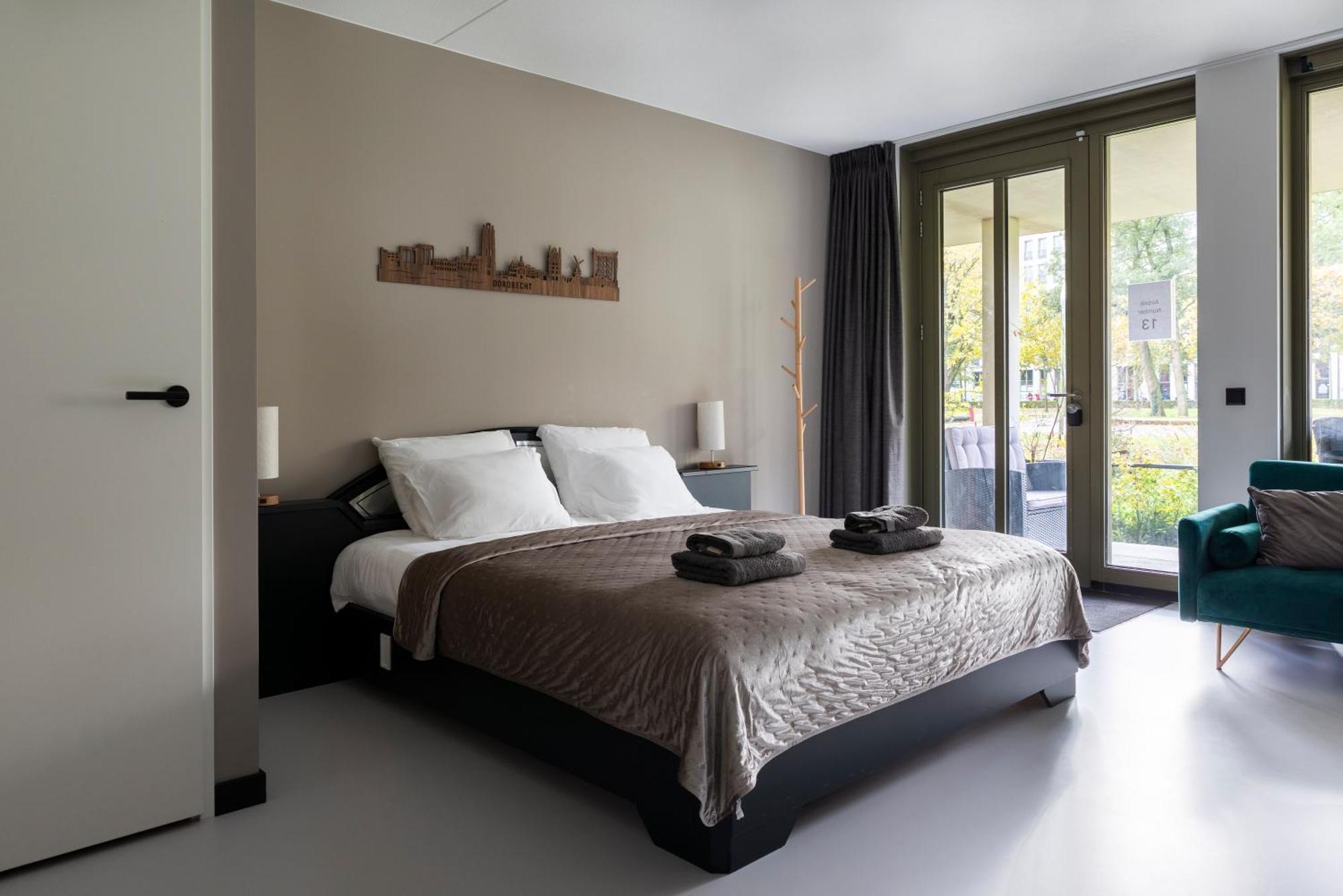 Luxury Room With King Size Bed Dordrecht Exterior photo