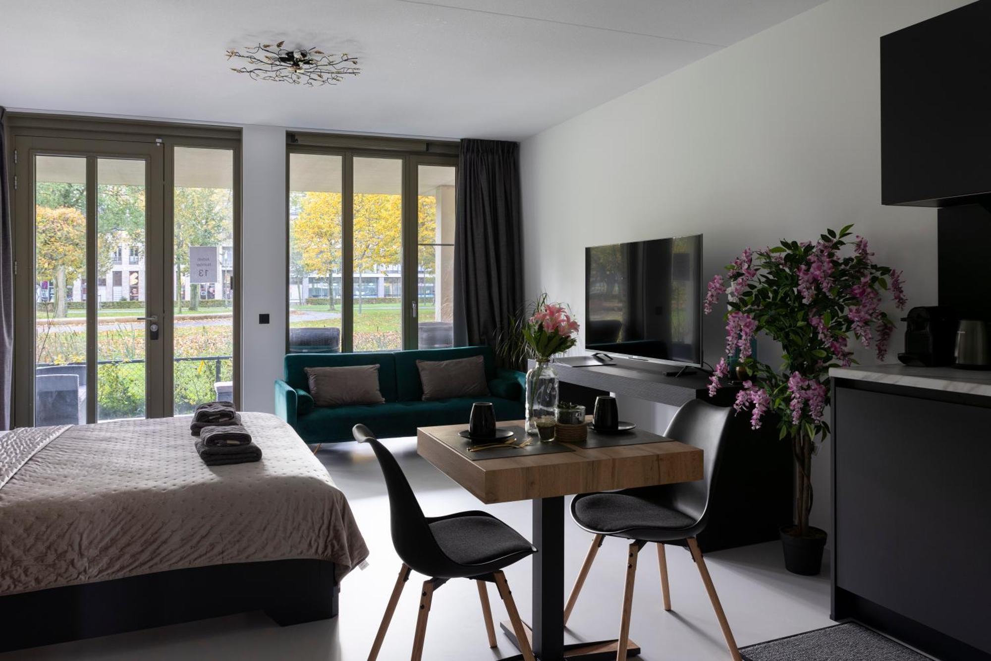 Luxury Room With King Size Bed Dordrecht Exterior photo